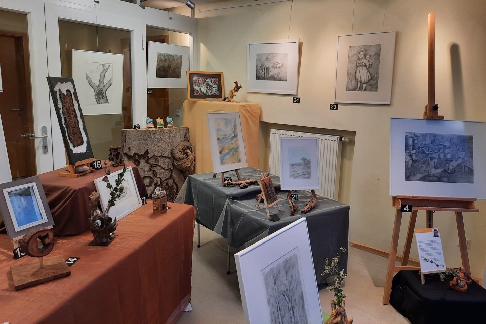 Aktuelle Ausstellung „Kunst im kleinen Rahmen“